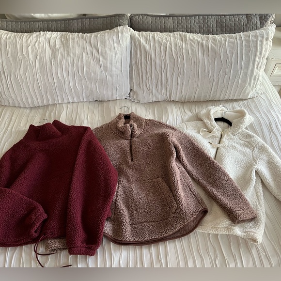 🚫SOLD 🚫Old Navy Fleece Bundle - Picture 1 of 10